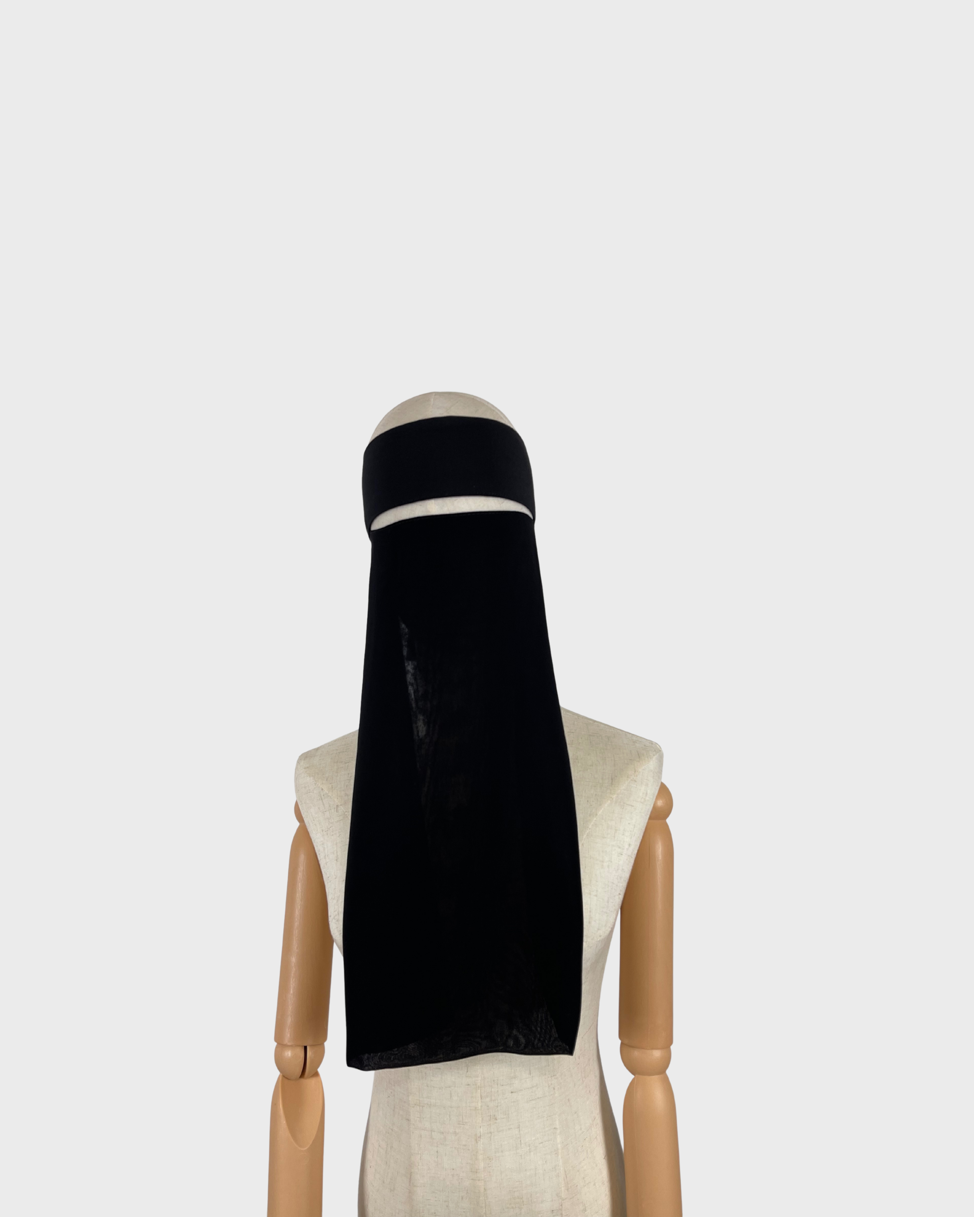 NIQAB SIGNATURE